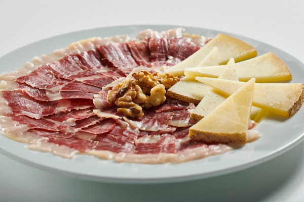 jamón ibérico y quesos